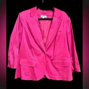 Beautiful Dress Barn, 2X bright pink blazer.